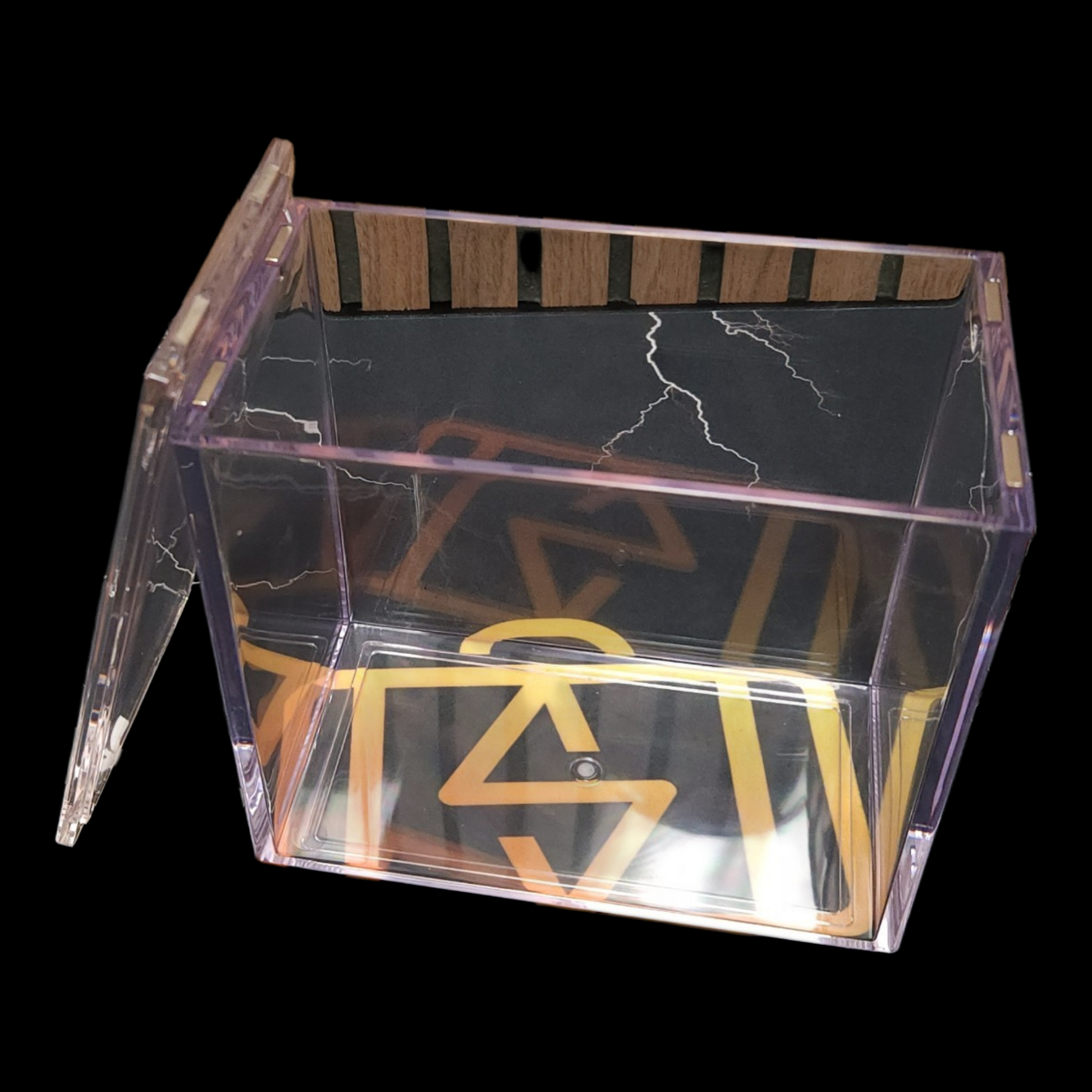 Acrylic Magnetic Case for Booster Boxes – Break In The Case